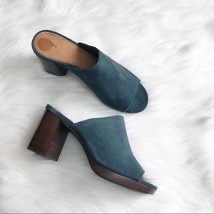FRYE Blake Mule Heel Sandals in Blue